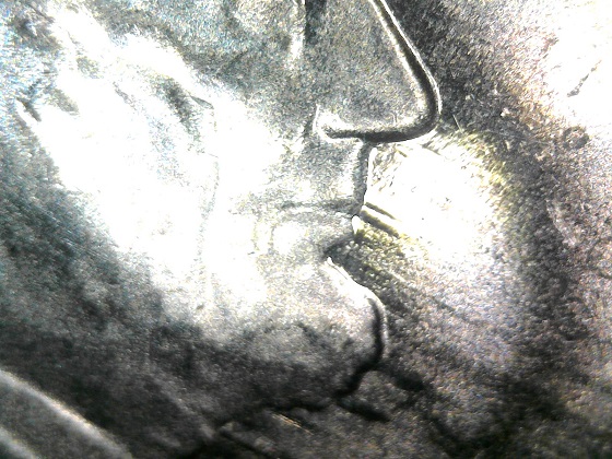 2018-D-LMC-BU-From-Roll-Feeder-Finger-Marks-To-The-Face.